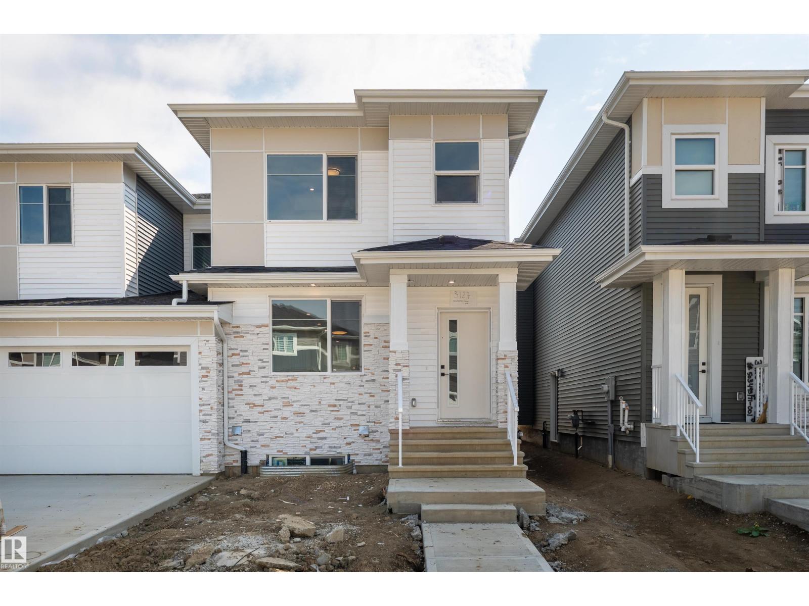 3127 Magpie Way NW, Edmonton, AB T5S 0V3