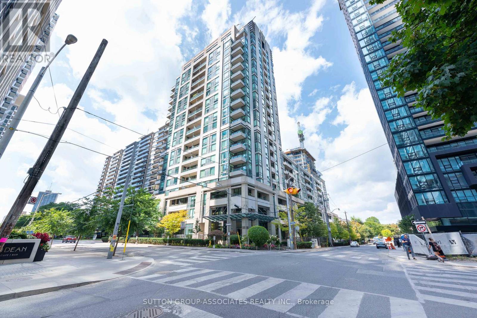 312 88 Broadway Ave, Toronto, ON M4P 0A5