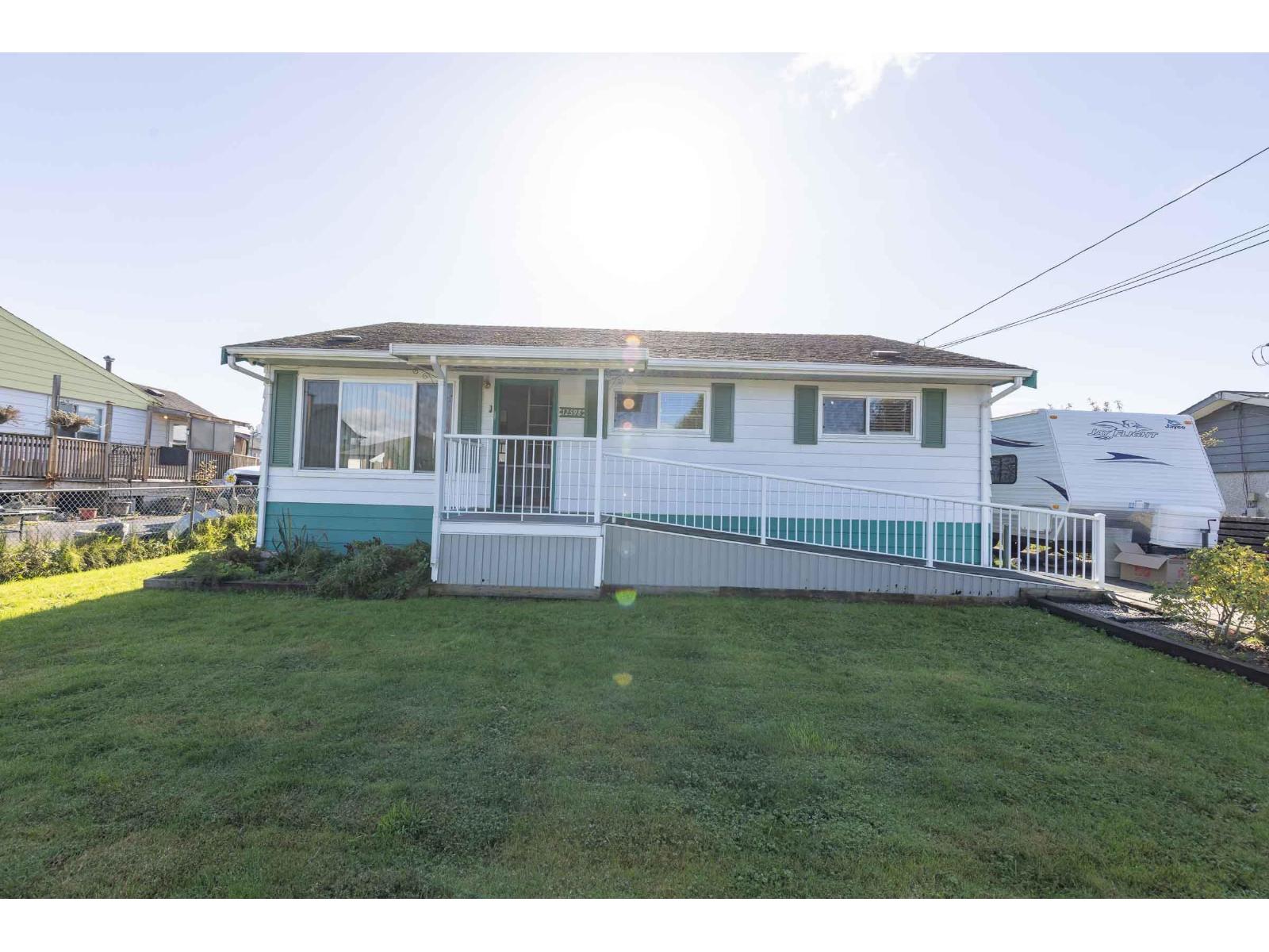 113 Avenue Unit 12598, Surrey, BC V3V 3M2