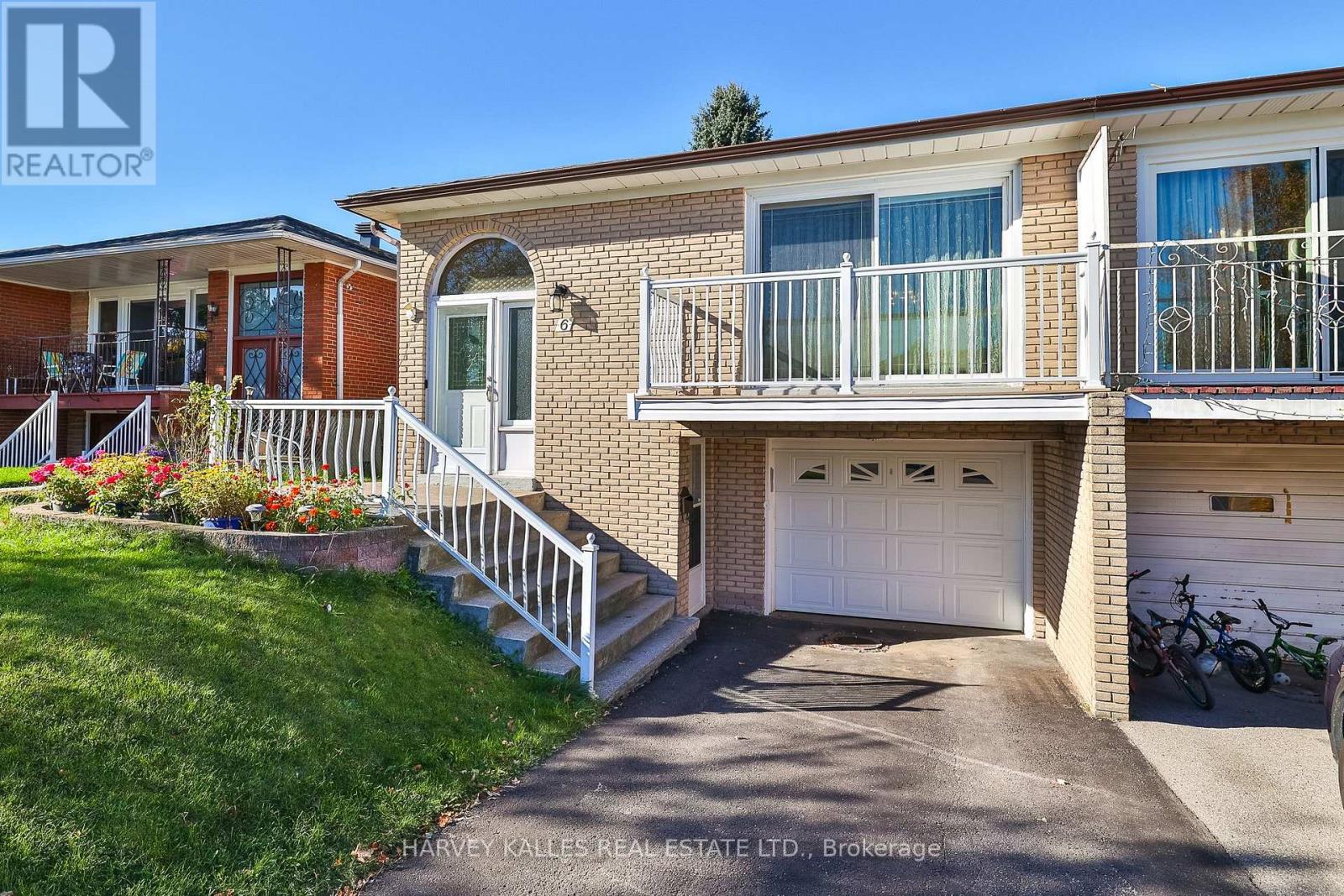 6 Lucifer Dr, Toronto, ON M2J 4E7