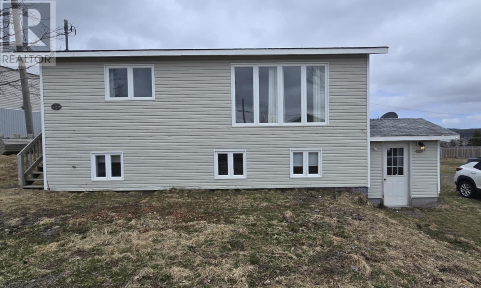 36 Greenwood St W, Marystown, NL A0E 1K0