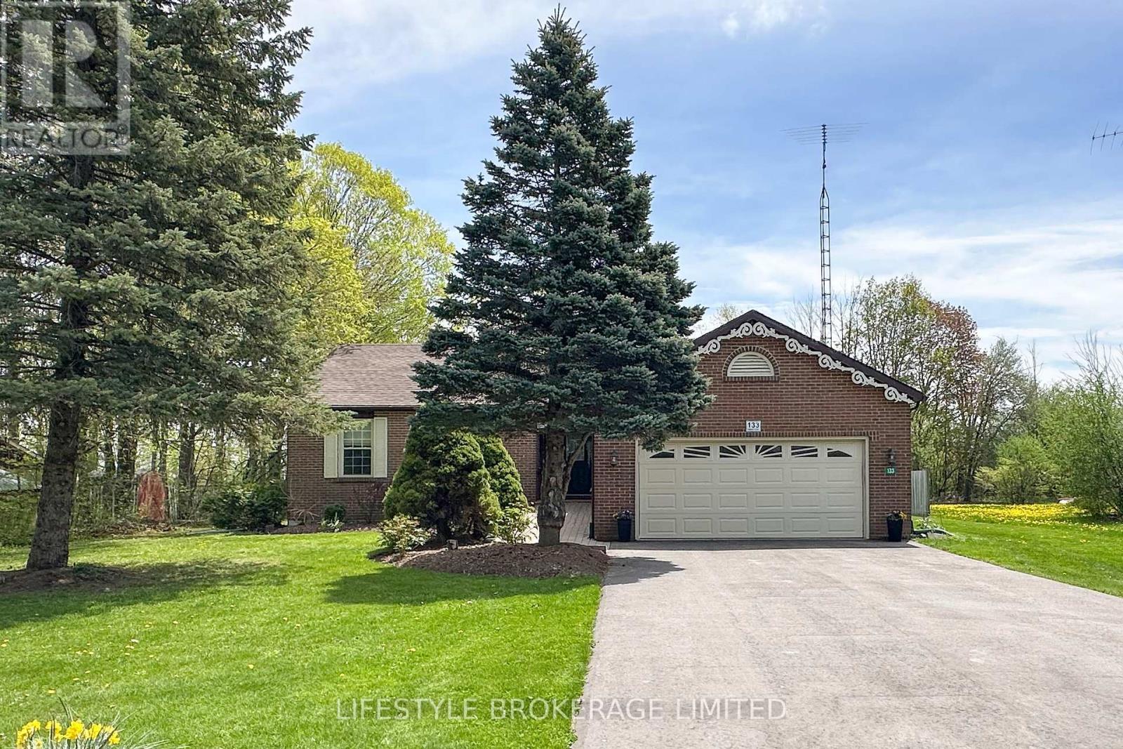 133 Robmar Cres, Kawartha Lakes, ON K0M 2J0