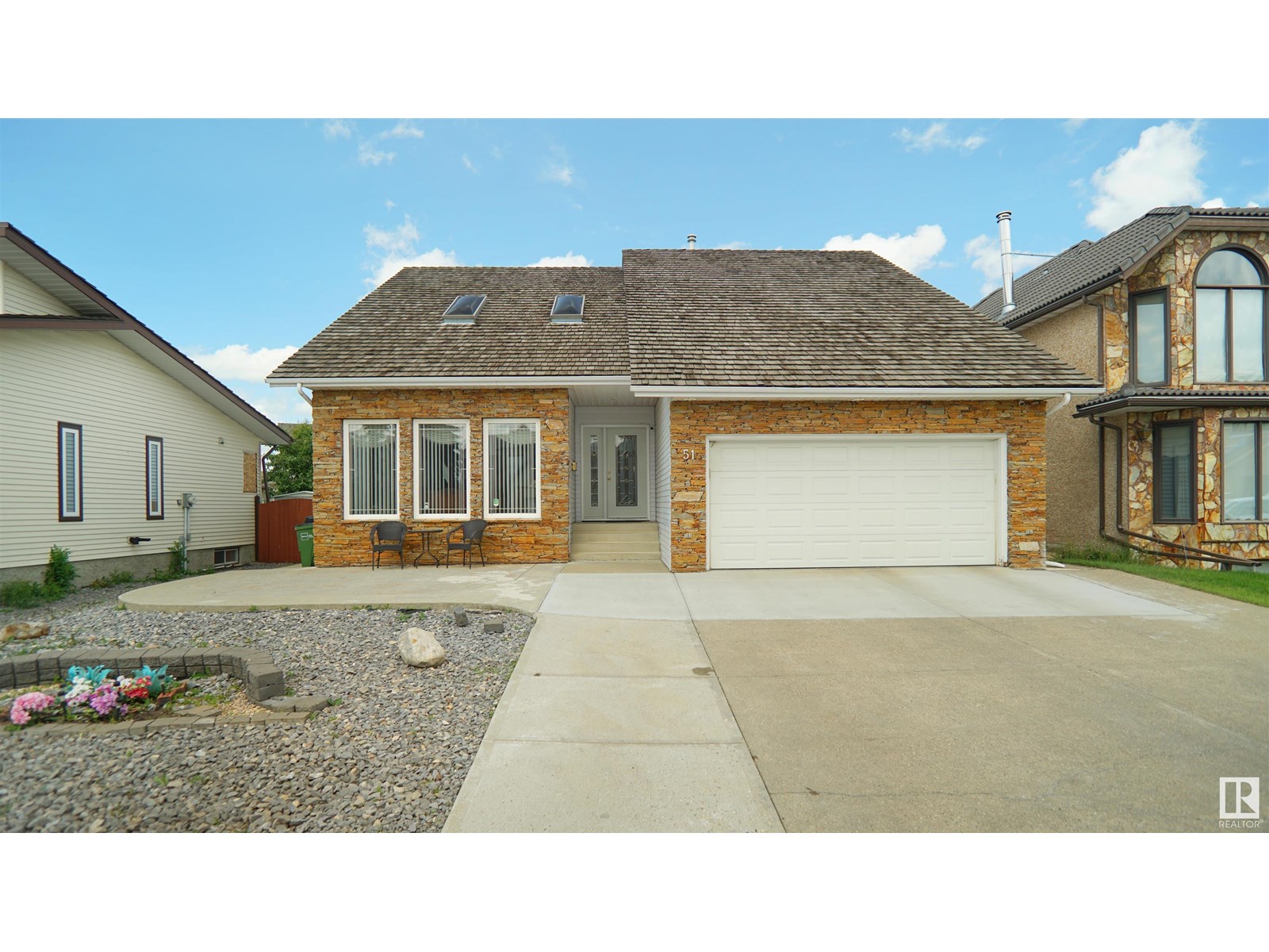 51 Castle Keep Ke NW, Edmonton, AB T5X 5K6