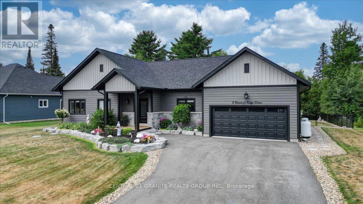 9 Bancroft Ridge Dr, Bancroft, ON K0L 1C0