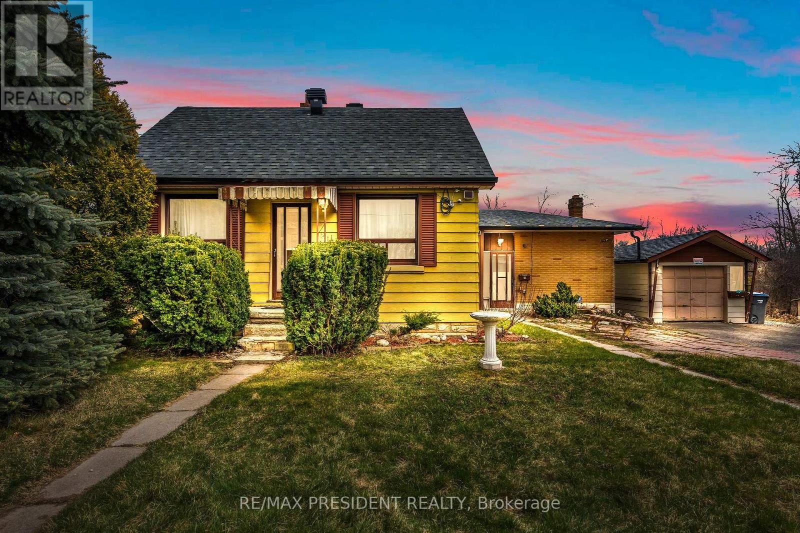 61 Royce Ave, Brampton, ON L6Y 1J8