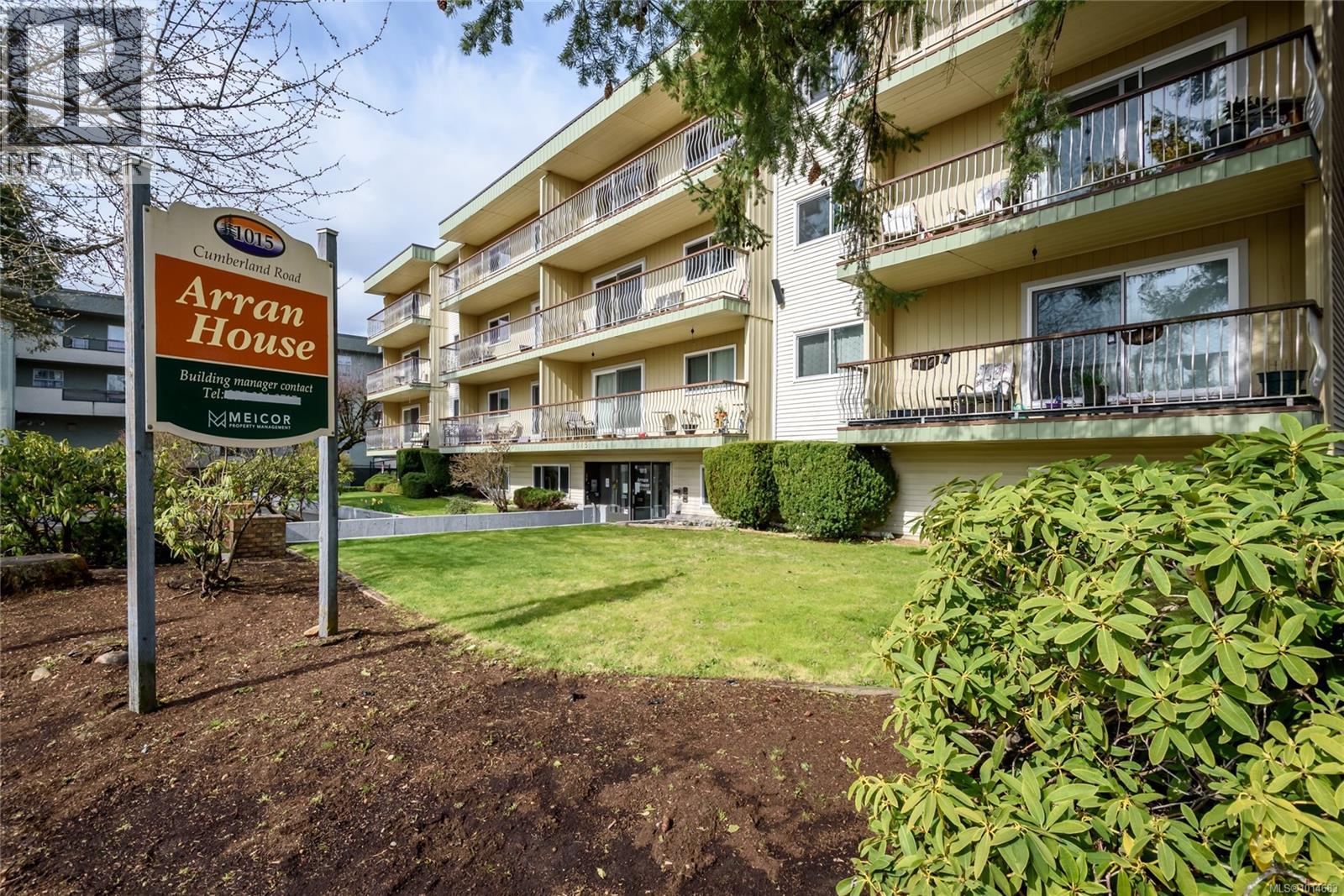 1015 Cumberland Rd Unit 212 Rd, Courtenay, BC V9N 2E7