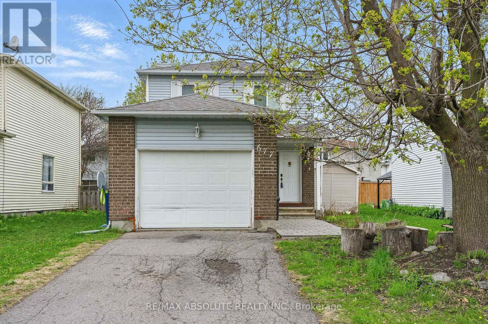 677 Mathieu Way, Ottawa, ON K4A 2R6