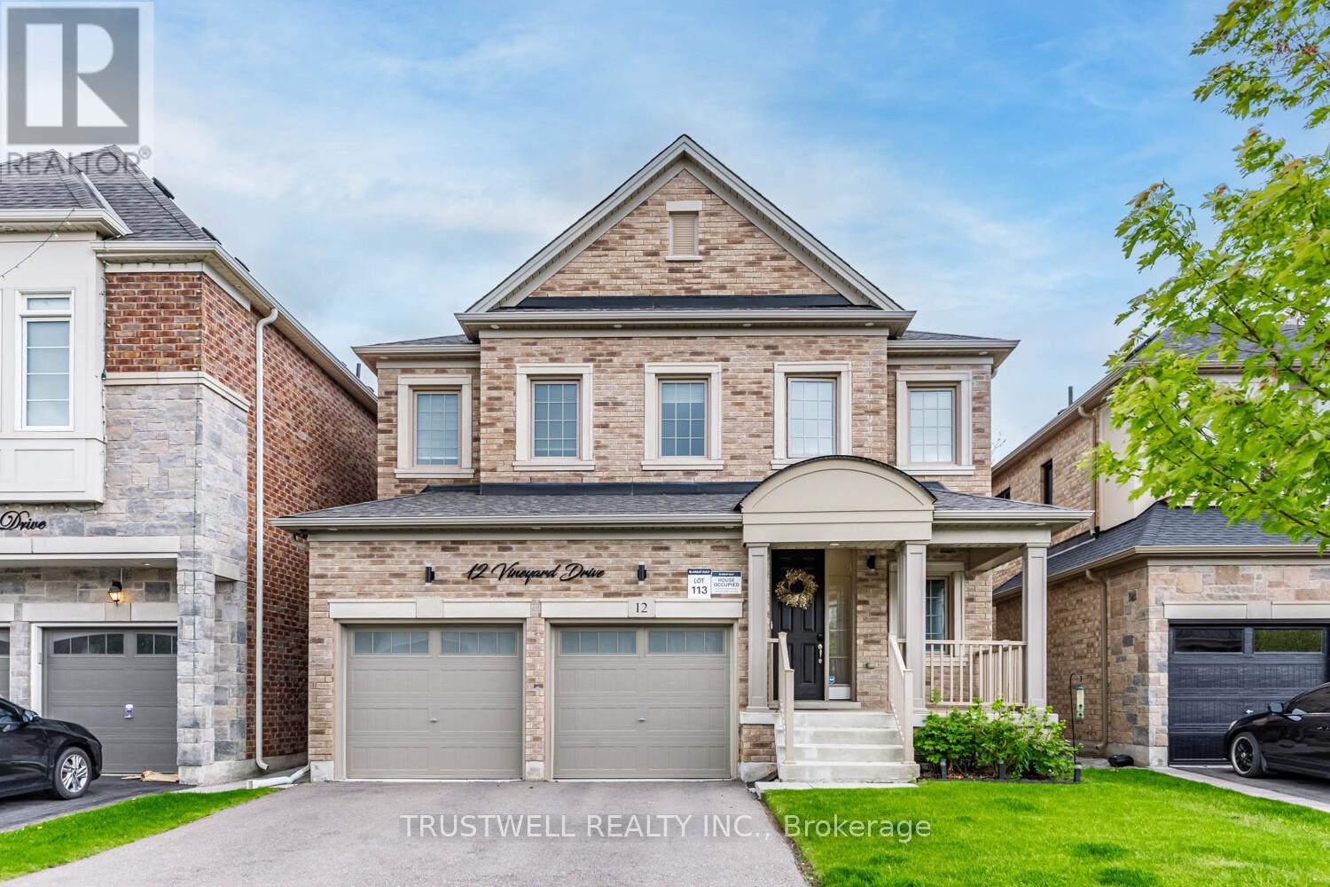 12 Vineyard Dr, Brampton, ON L6Y 2A5