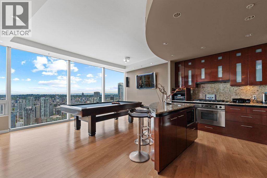 938 Nelson Street Unit 4303, Vancouver, BC V6Z 3A7