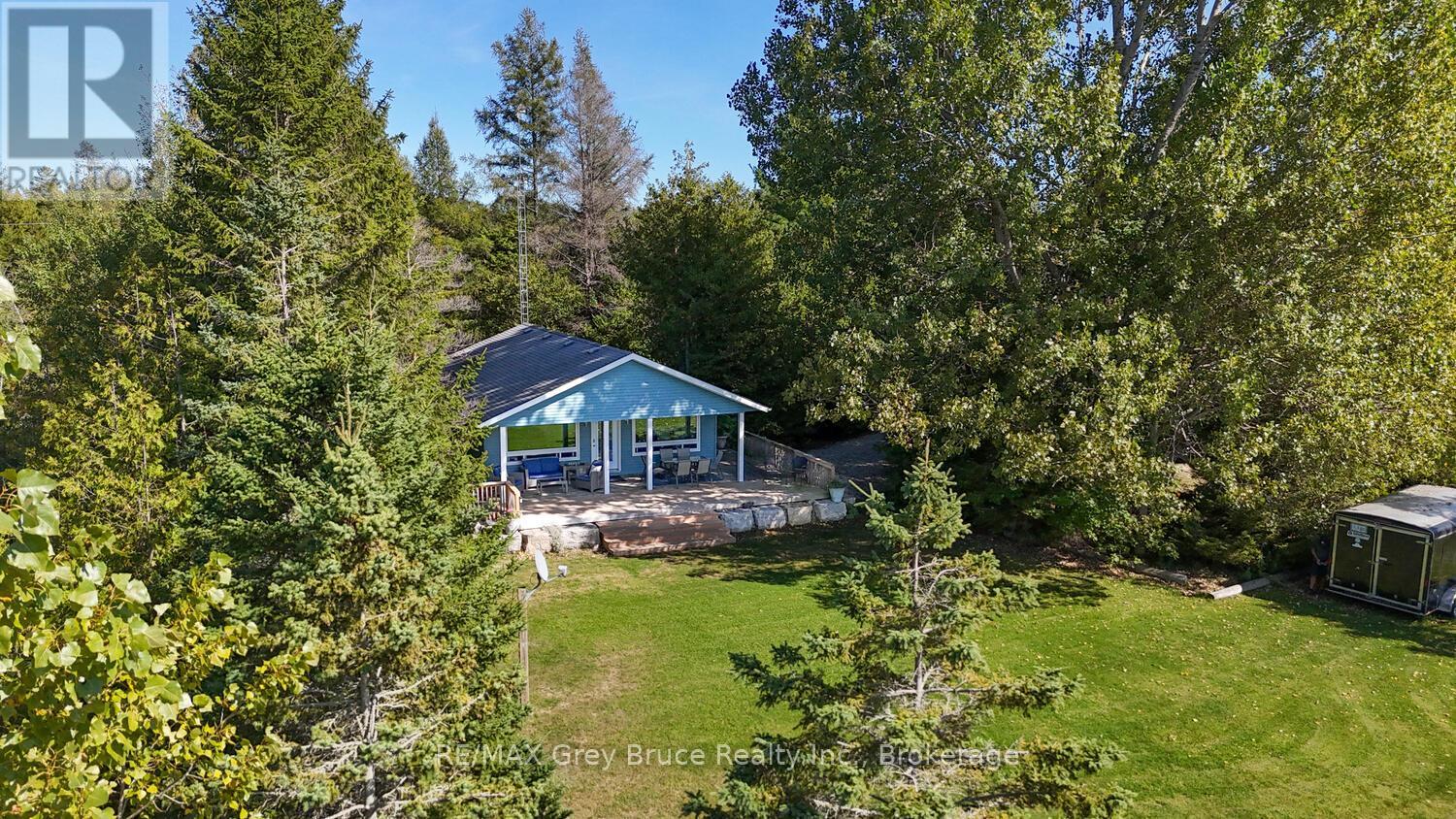 1208 Sunset Dr, South Bruce Peninsula, ON N0H 2T0