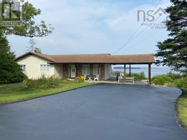 264 Brighton Rd, Lockeport, NS B0T 1L0