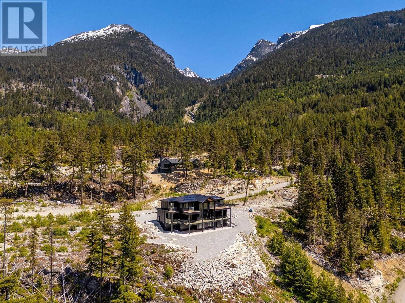 9333 Warbler Way, Whistler, BC V8E 1M1