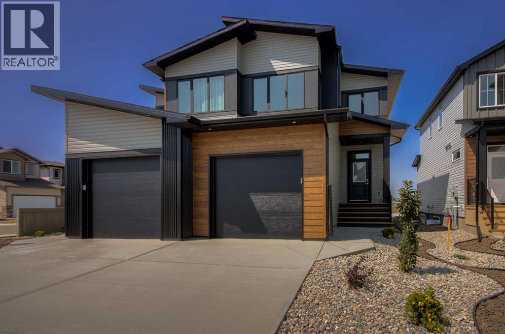 4313 28 Avenue South, Lethbridge, AB T1K 8L3