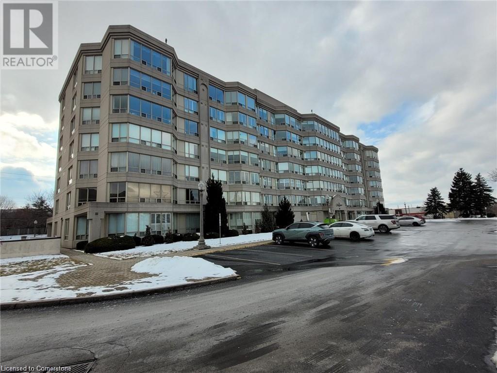 495 Highway 8 Unit 702, Hamilton, ON L8G 5E1