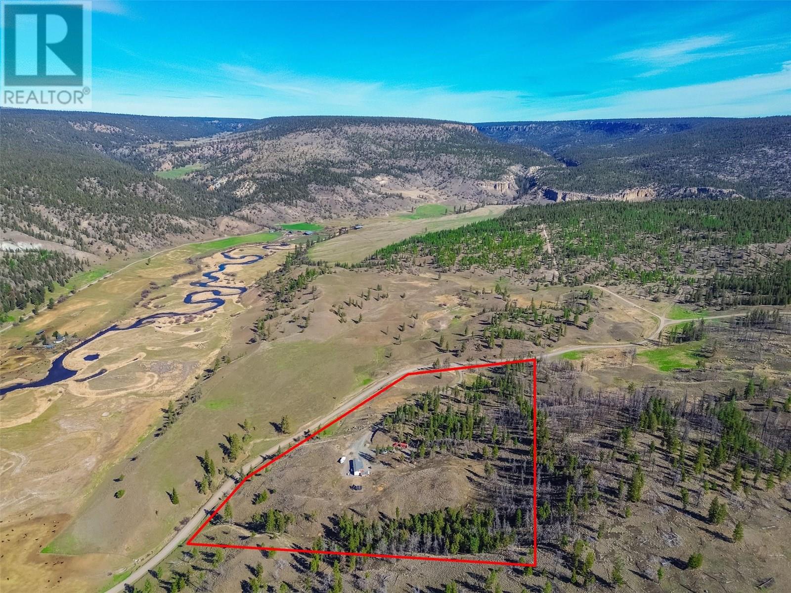 1832 Moundloon Lake Rd, Clinton, BC V0K 1K0