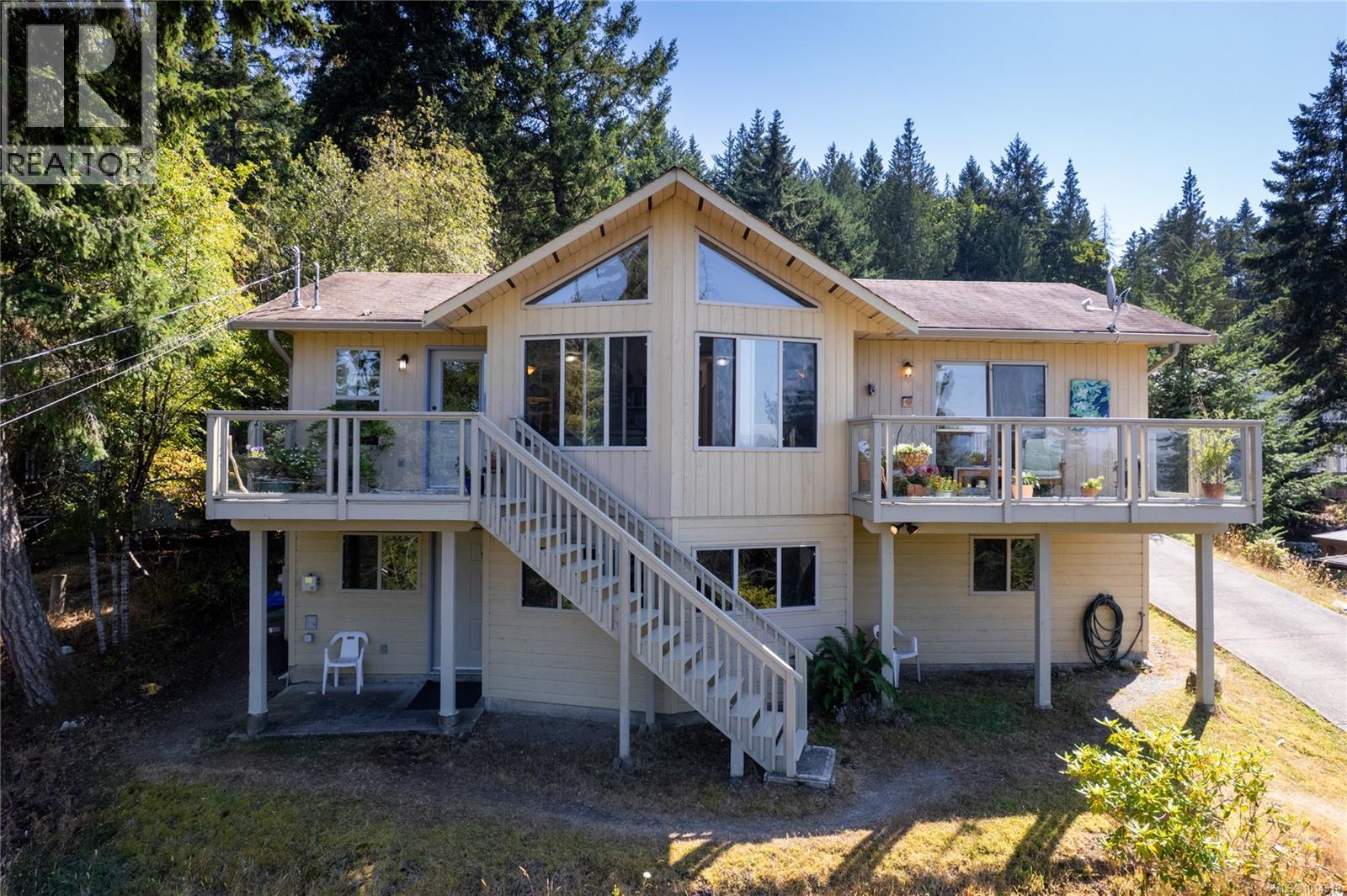 3122 Dolphin Dr, Nanoose Bay, BC V9P 9J2