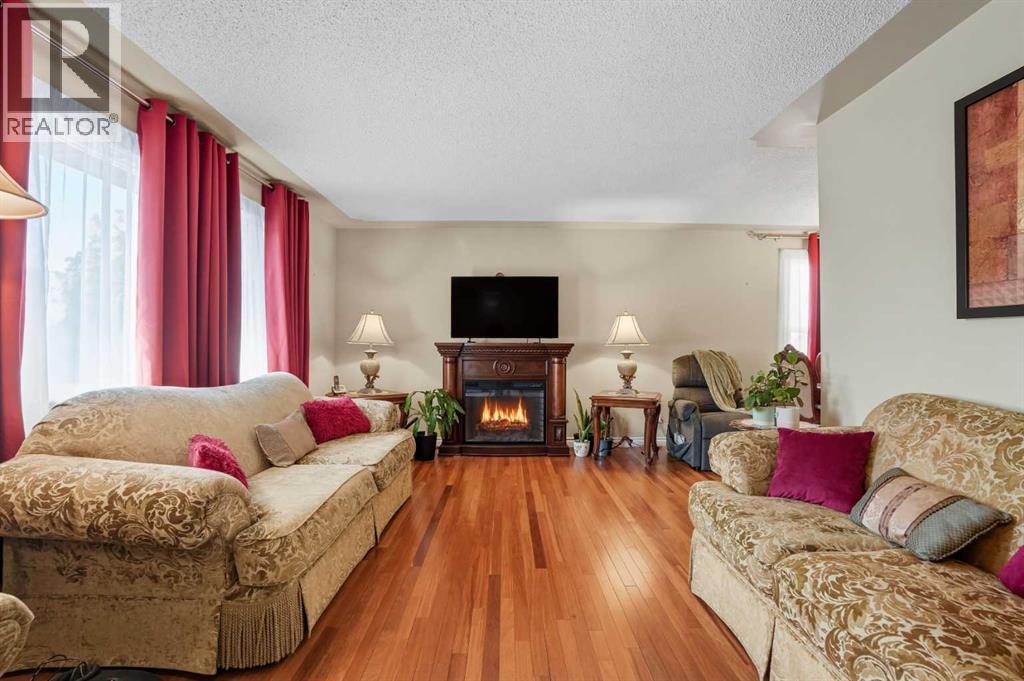 224 Whitestone Cres NE, Calgary, AB T1Y 1S7