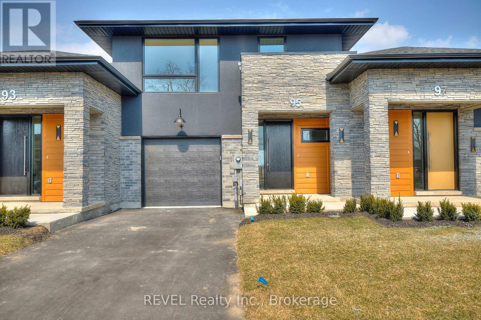 95 Port Robinson Rd, Pelham, ON L3B 5N5