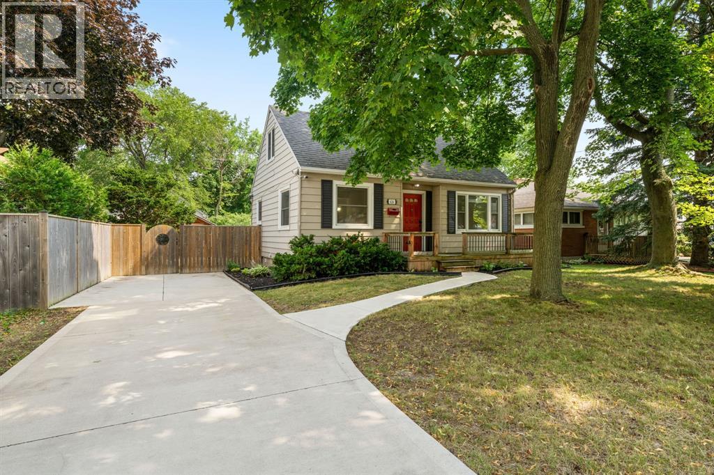 626 Cathcart Blvd, Sarnia, ON N7V 2N4