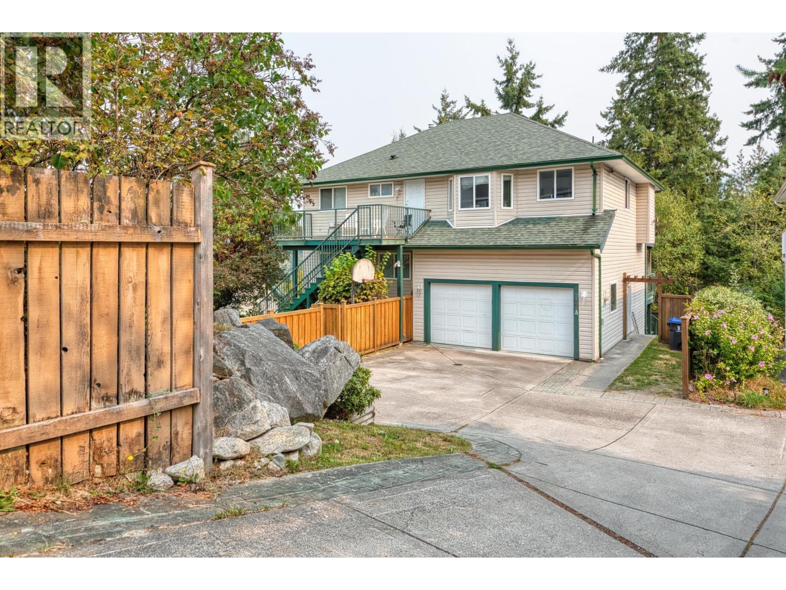 5866 Turnstone Cres #a, Sechelt, BC V7Z 0L9