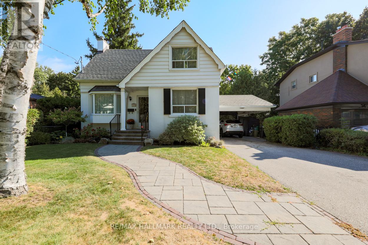 125 Chine Dr, Toronto, ON M1M 2K8