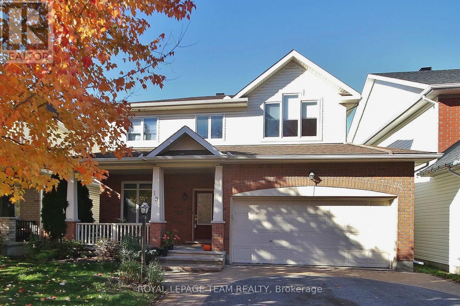 19 Athena Way, Ottawa, ON K2G 6S1