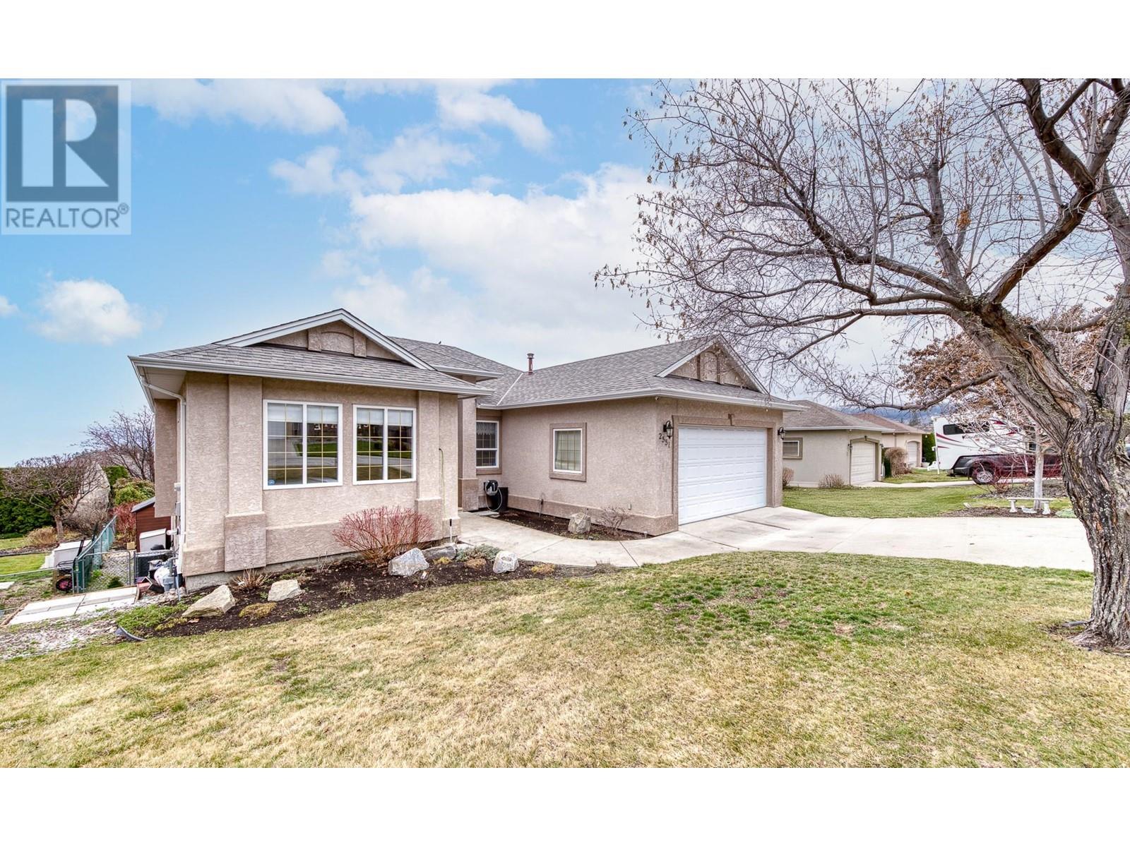 2551 Saddleridge Dr, West Kelowna, BC V4T 2T5
