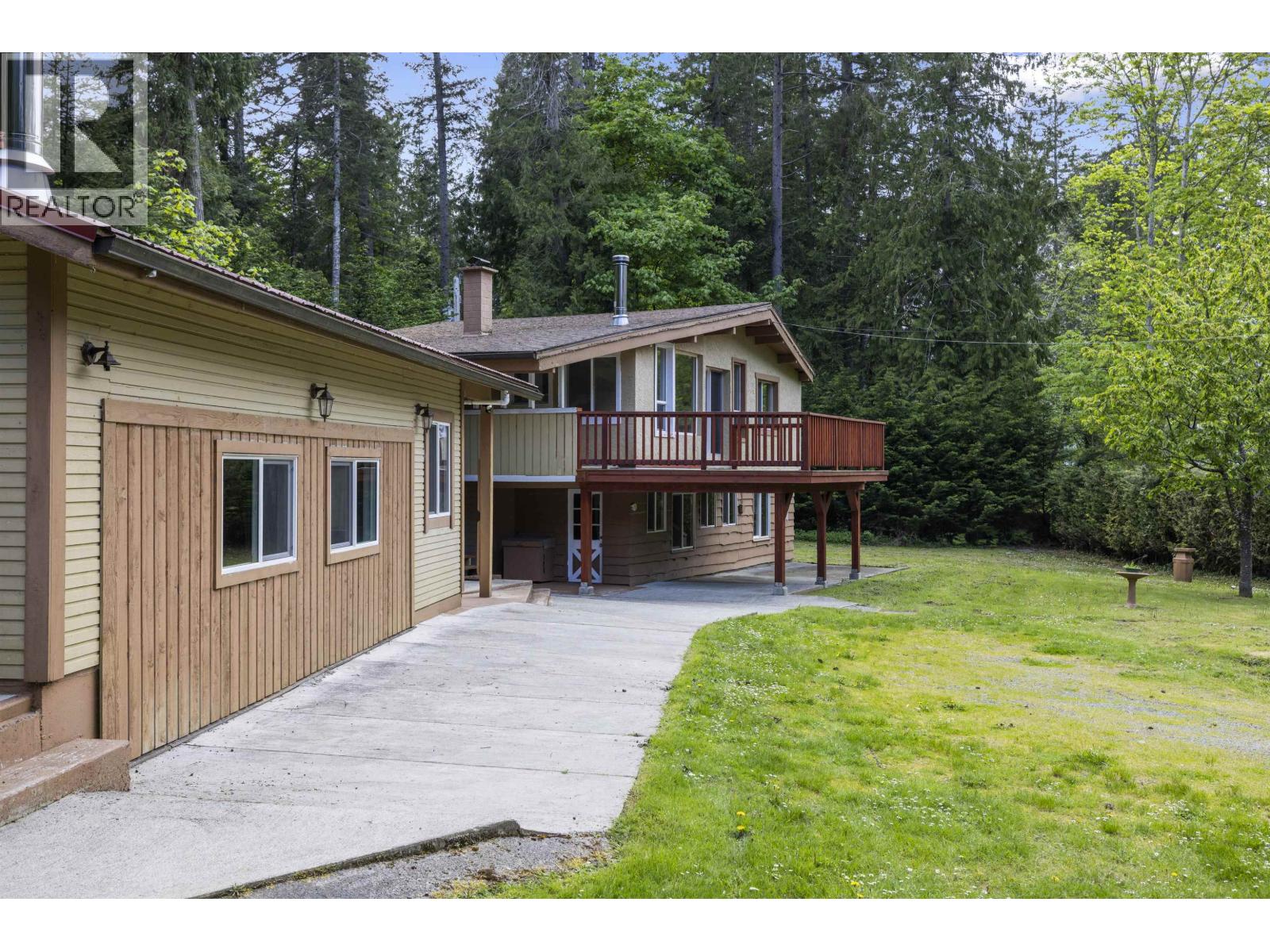 255 Ricardo Rd, Gabriola Island, BC V0R 1X1