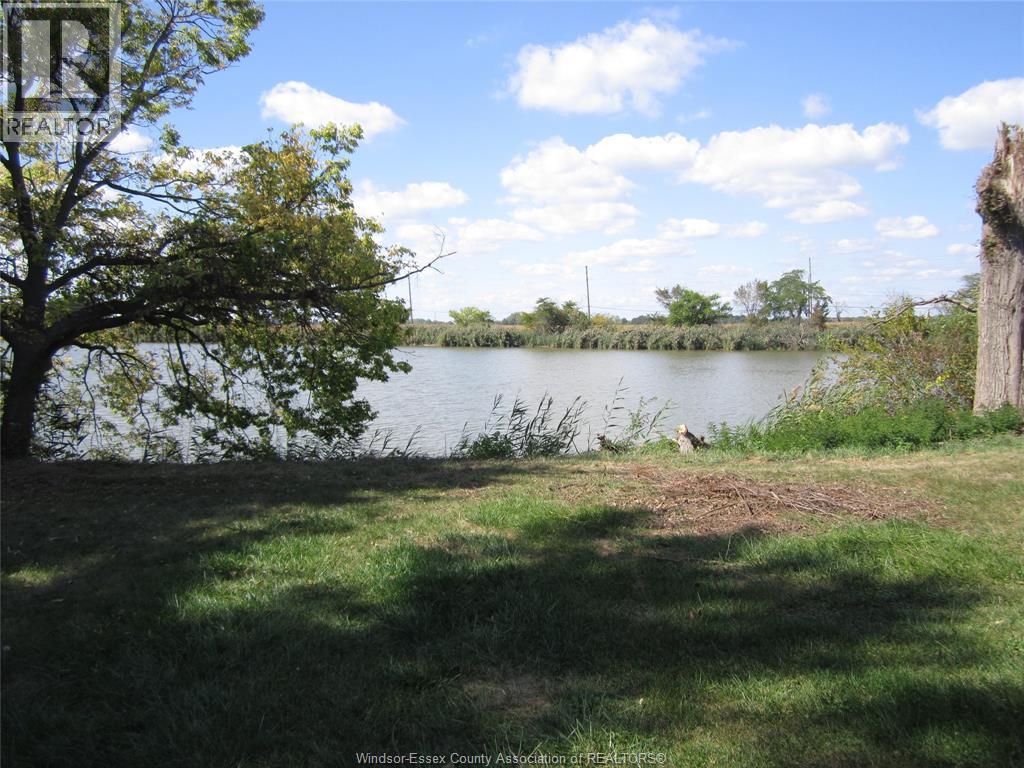 9115 Short Malden Rd, Lasalle, ON N9J 2V9