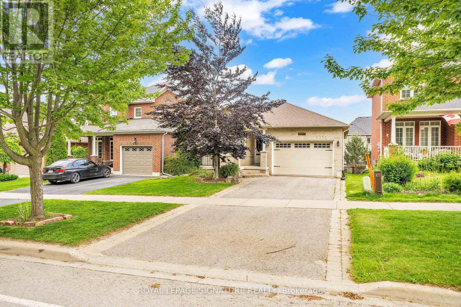 233 Union St, Scugog Port Perry, ON L9L 2C7