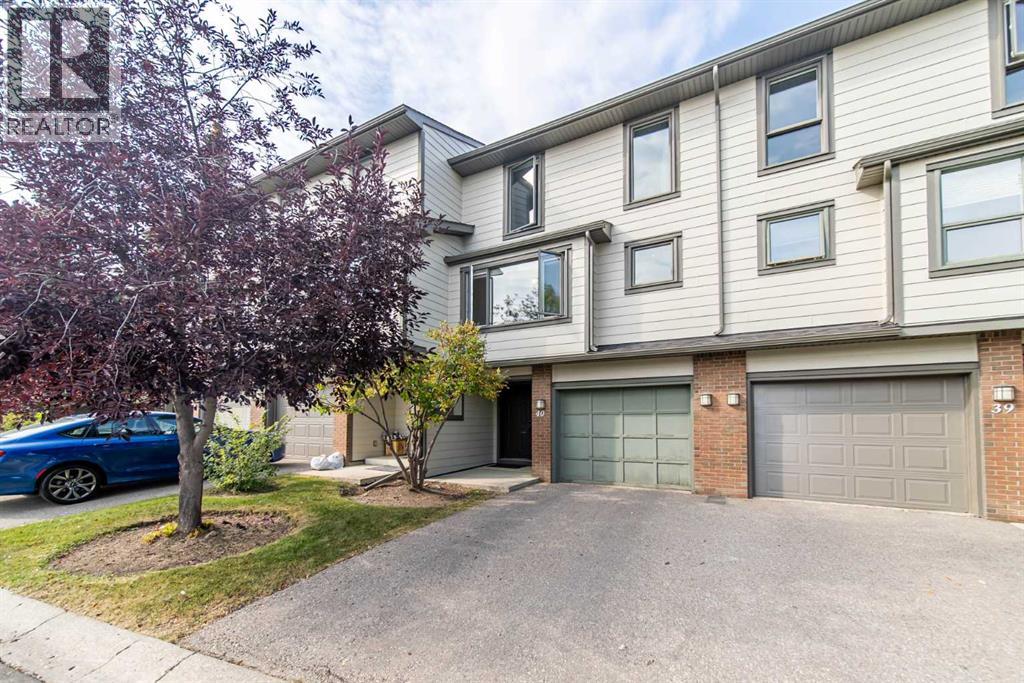 185 Woodridge Drive Sw Unit 40, Calgary, AB T2W 3X7