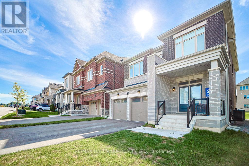 25 Kentledge Ave, East Gwillimbury Holland Landing, ON L9N 0W9