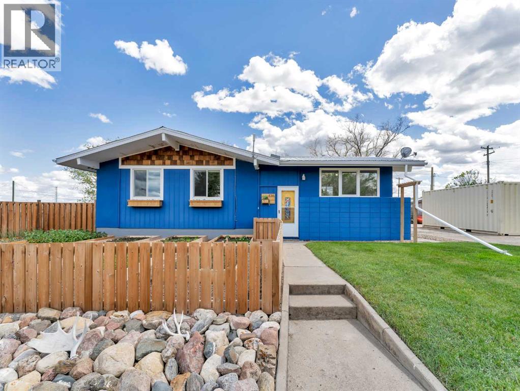 3 Street W Unit 436, Empress, AB T0J 1E0
