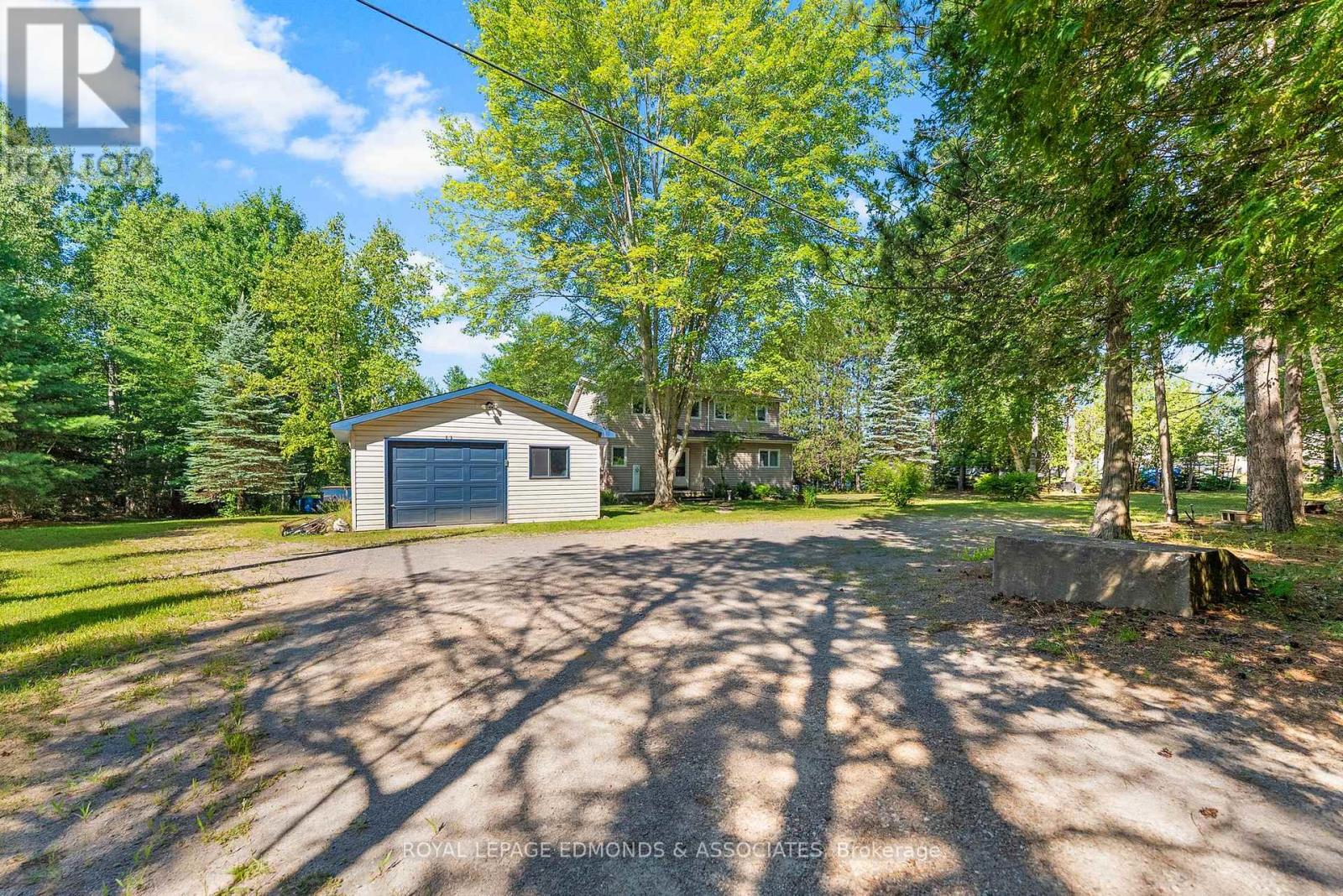 36 Crescent Dr, Brudenell, Lyndoch and Raglan, ON K0J 2E0