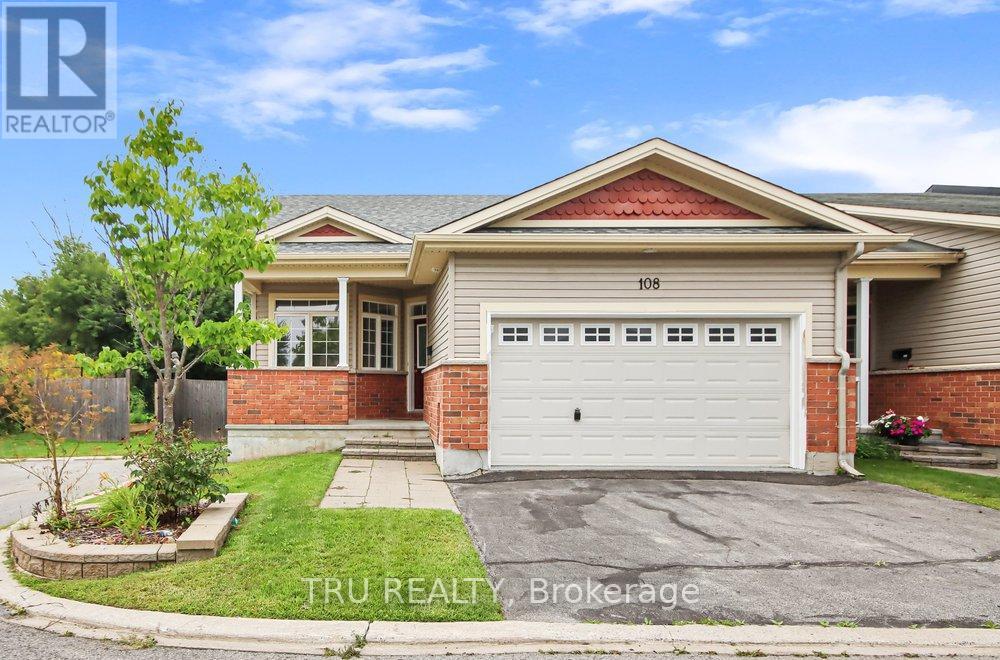108 Villageview Private, Ottawa, ON K0A 1L0