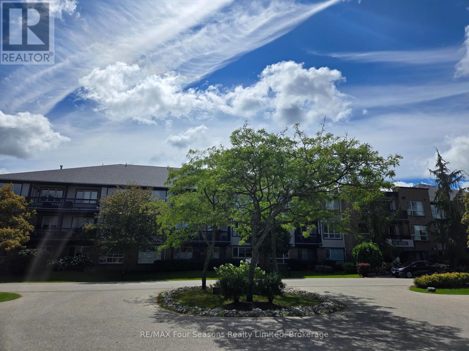 3005 750 Johnston Park Ave, Collingwood, ON L9Y 5C7