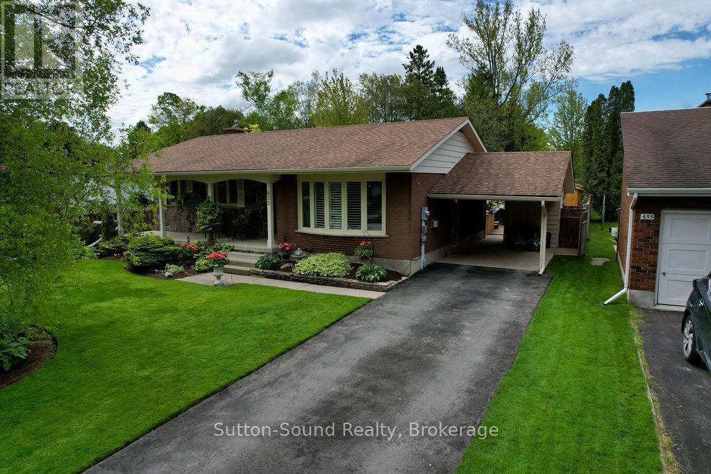 635 26th Street West, Owen Sound, ON N4K 6A6