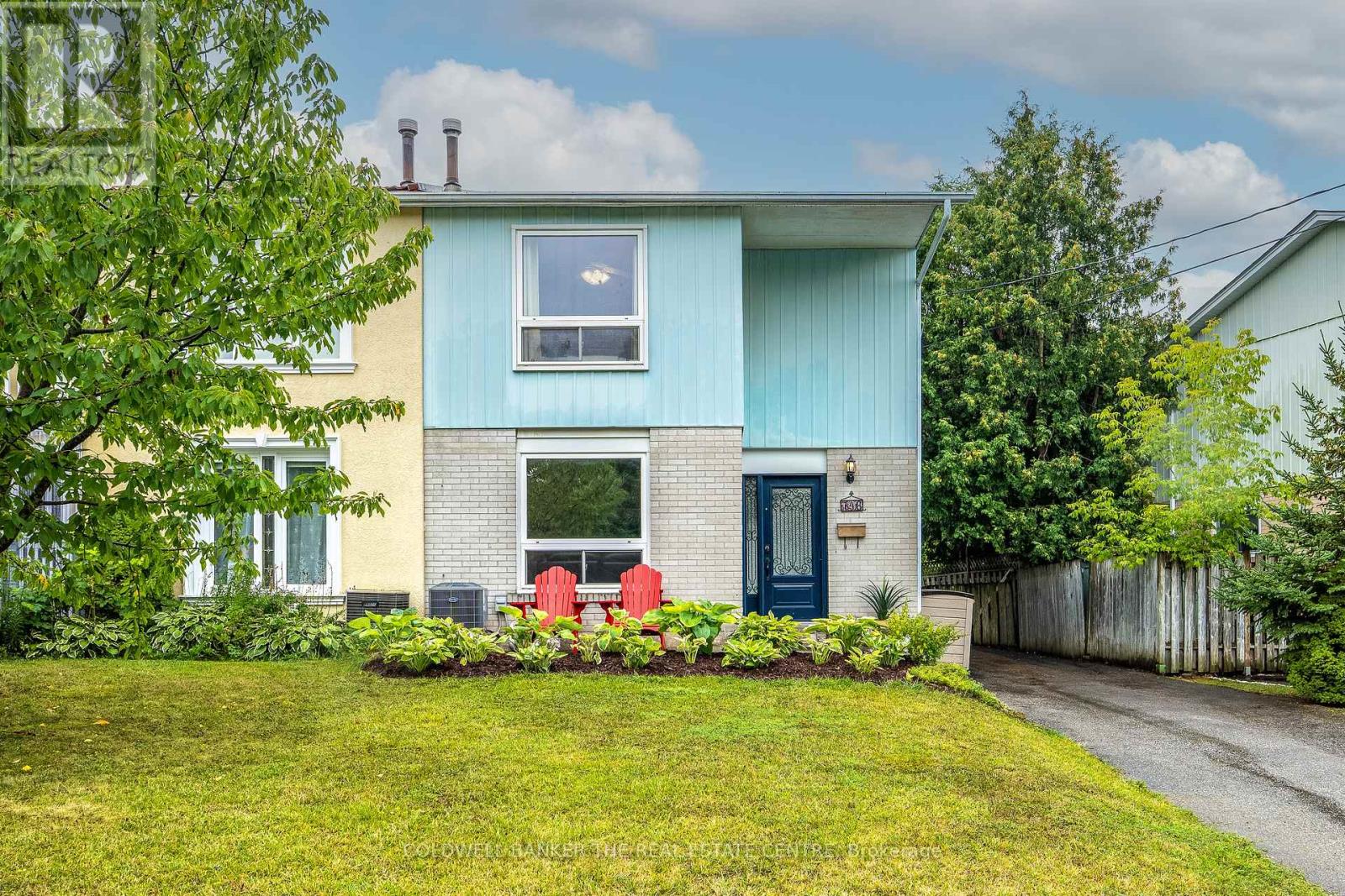 746 Elgin St, Newmarket Huron Heights-leslie Valley, ON L3Y 3B8