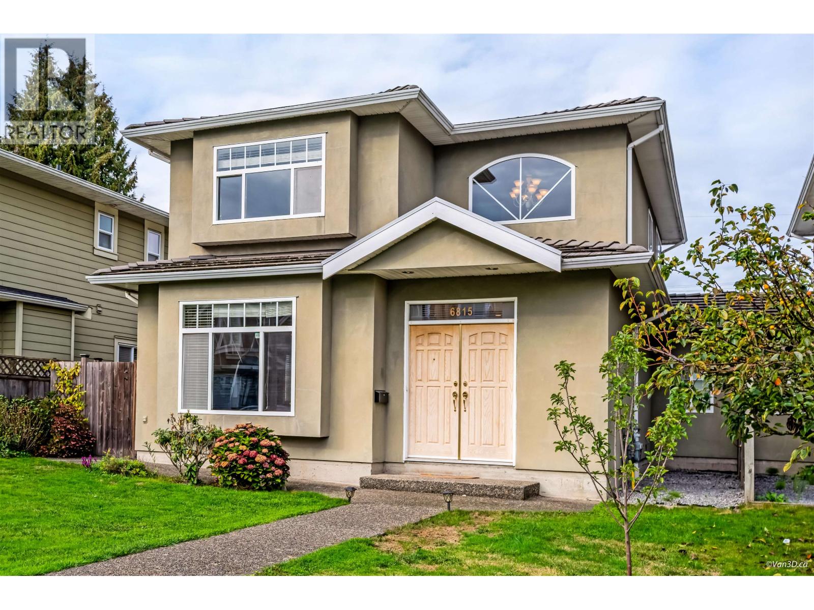 6815 Elwell St, Burnaby, BC V5E 1K2