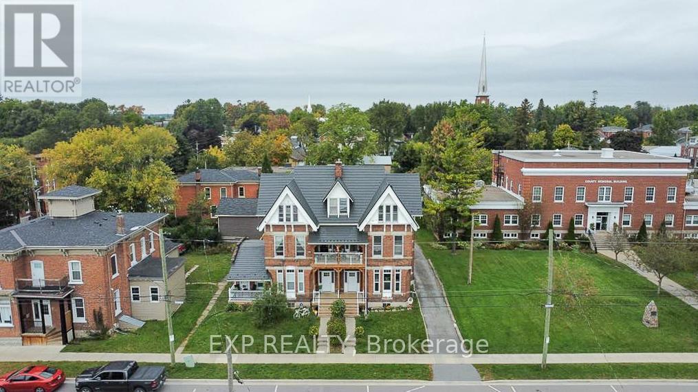 55-57 Dundas St W, Greater Napanee Greater Napanee, ON K7R 1Z5