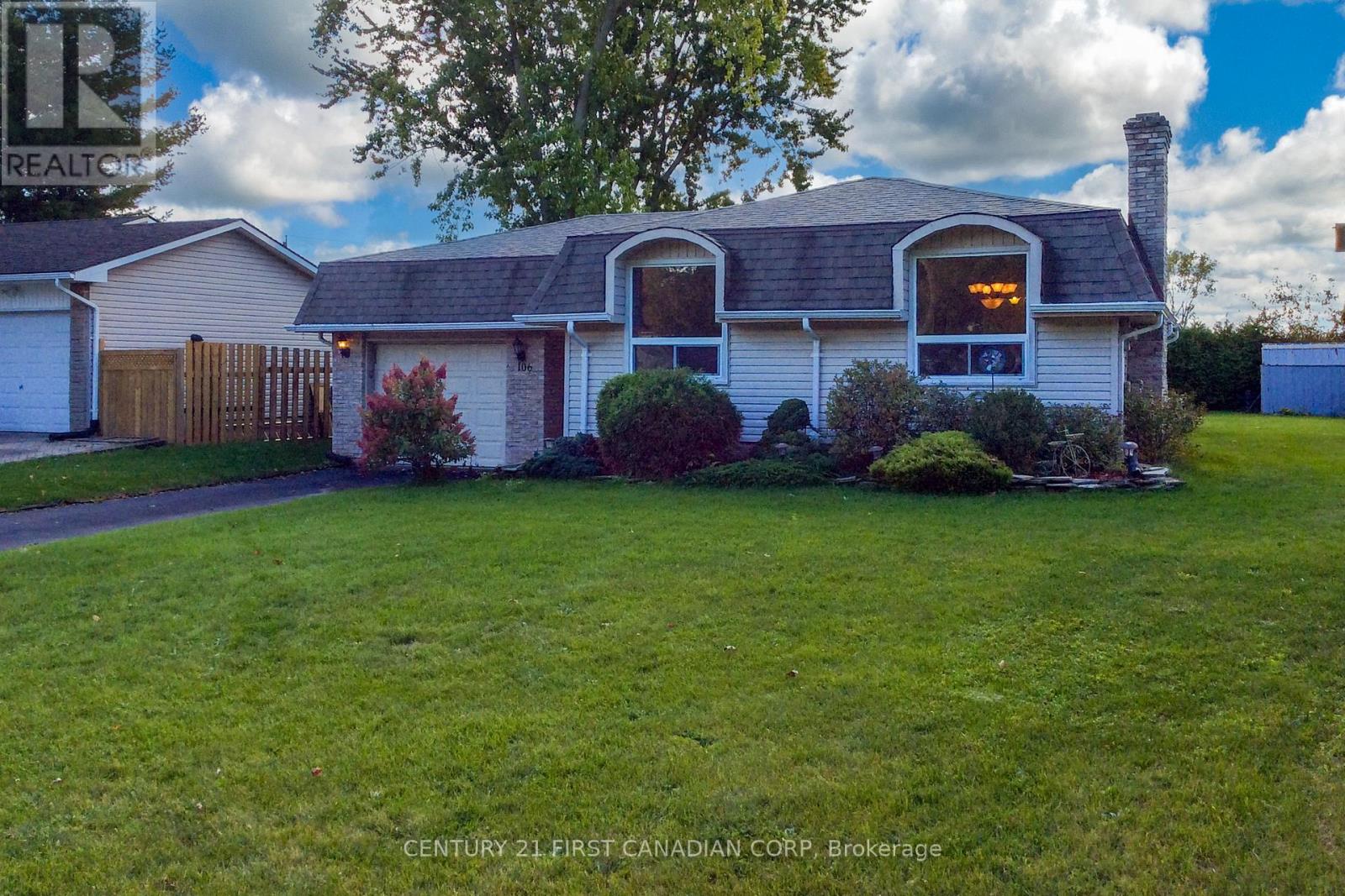 106 Angelo Dr, West Elgin, ON N0L 2P0