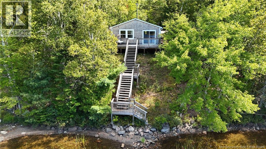 29 Kerrs Lake Right Branch Rd, Bocabec, NB E5B 3L9