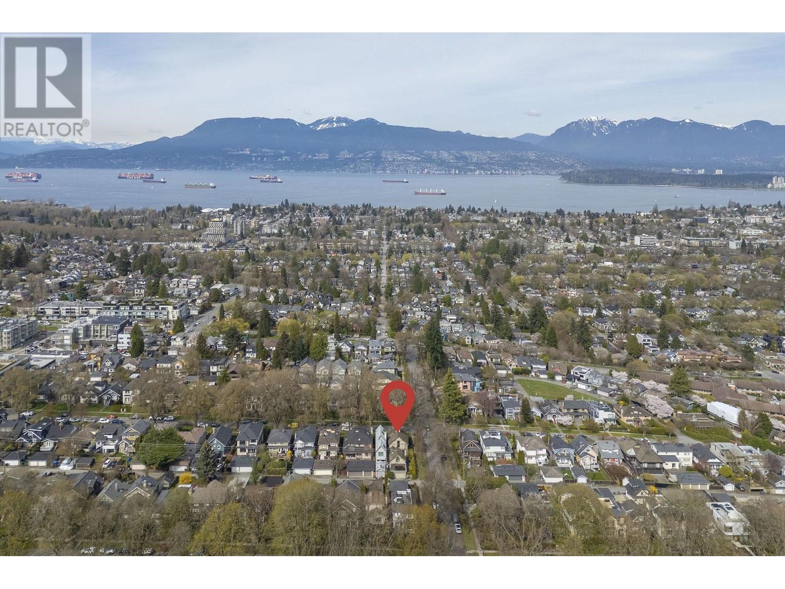 3502 W 18th Ave, Vancouver, BC V6B 0A5