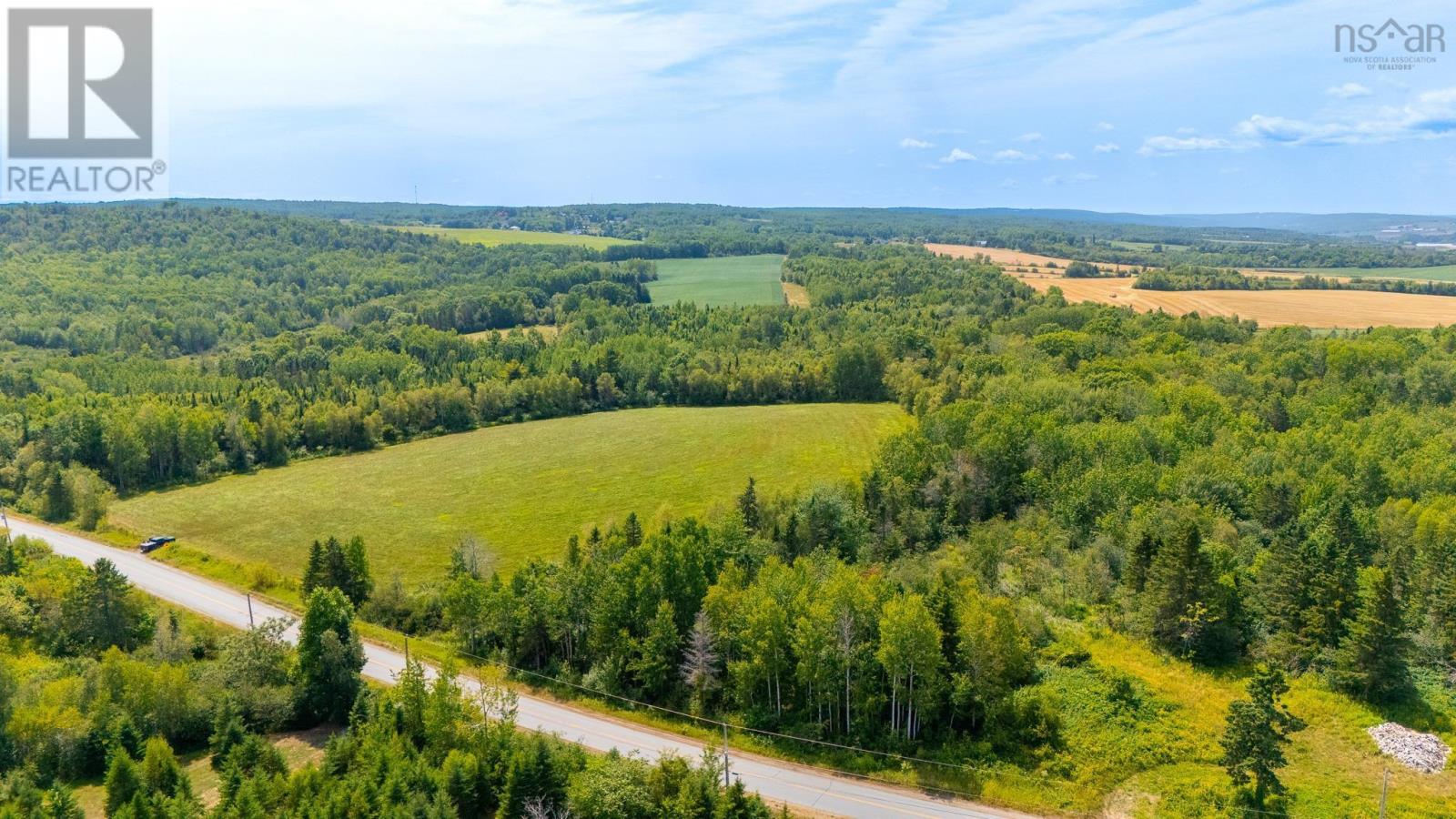 Lots Bluff Road, Avonport Station, NS B0P 1P0