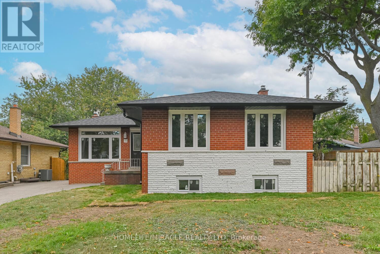 46 Flintwick Dr, Toronto, ON M1P 4G9