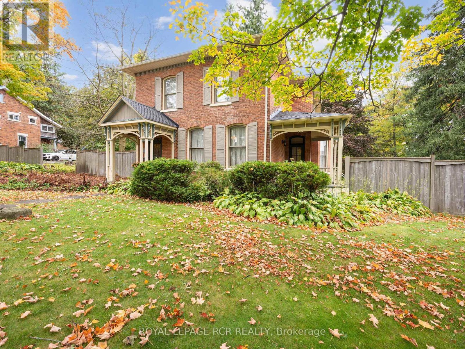 11 Third Ave, Orangeville, ON L9W 1G8