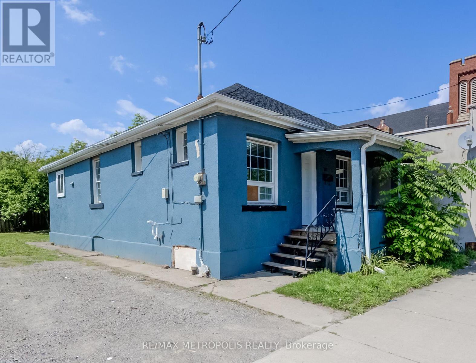 157 Kenilworth Ave N, Hamilton, ON L8H 4R8