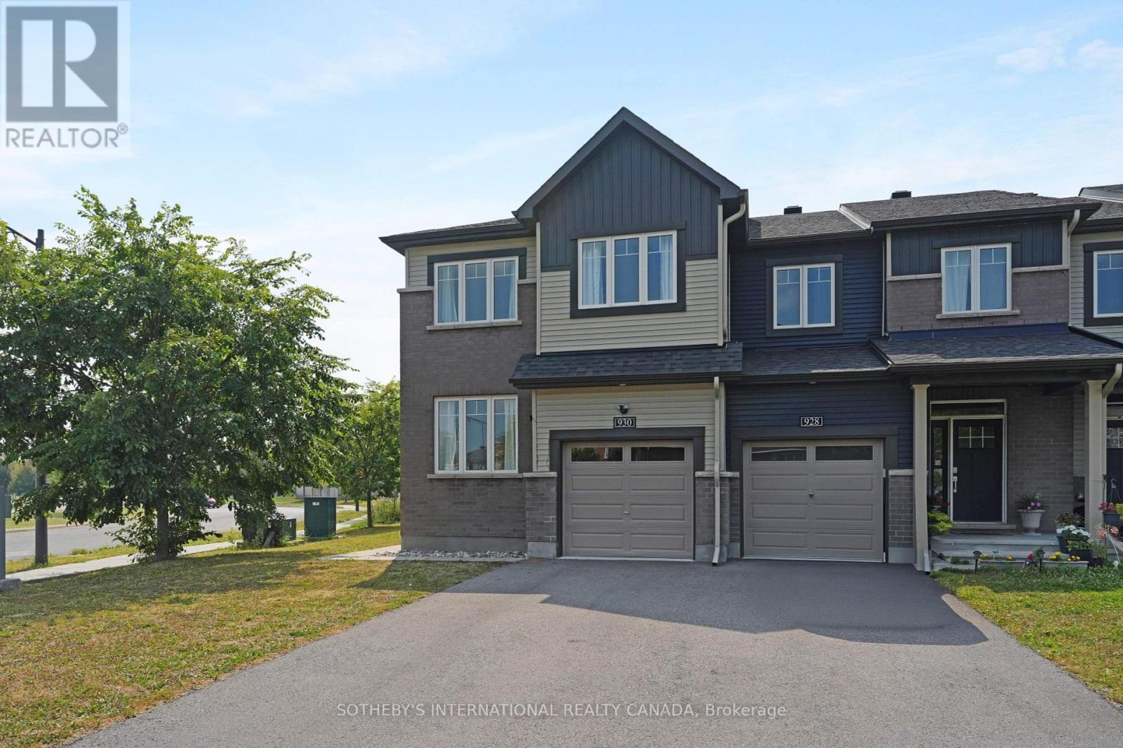 930 Serrano St, Ottawa, ON K4A 4T7
