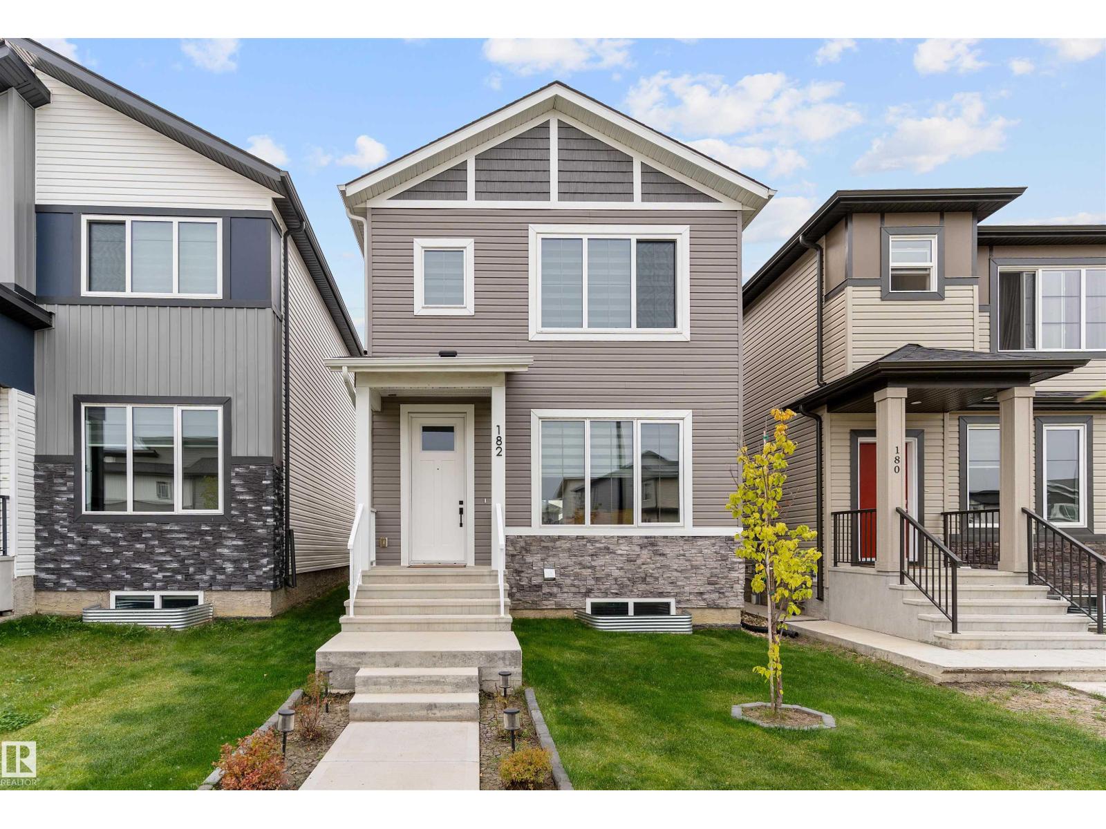 182 Caledonia Dr, Leduc, AB T9E 0S9