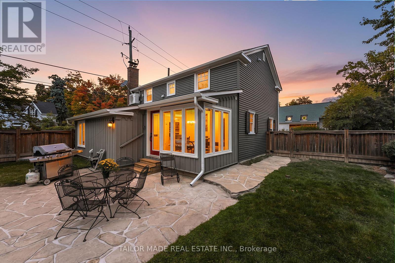 19 Isabella St, Brampton, ON L6X 1P4